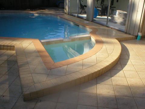 009 inground-pool-coping-curve-design
