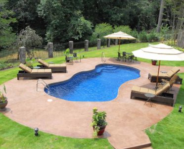 Bay-Isle-fiberglass-pools Bay Isle Freeform Fiberglass Pool Bellevue, TN