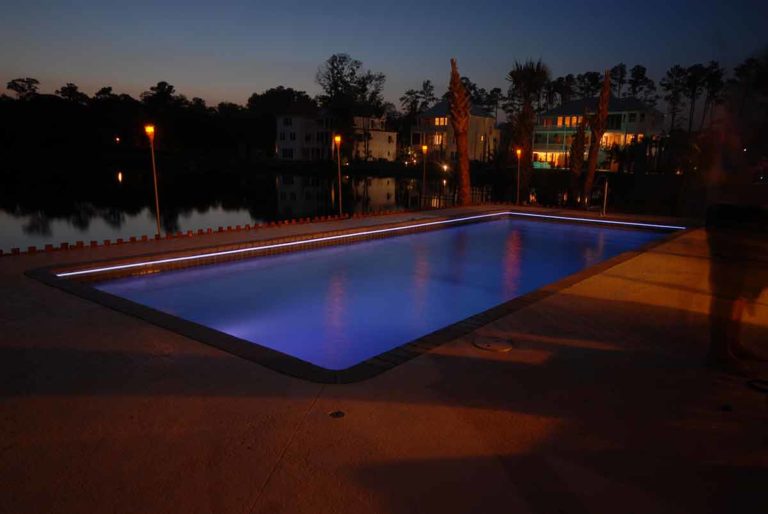 Claremont Fiberglass Nashville Pool