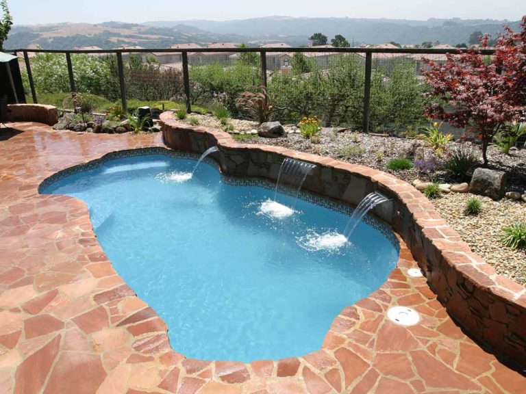 Freeport Fiberglass Pool Mt. Juliet, TN