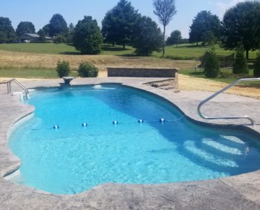 rockport-Franklin-TN-fiberglass-pool Rockport Fiberglass Pool White House, TN