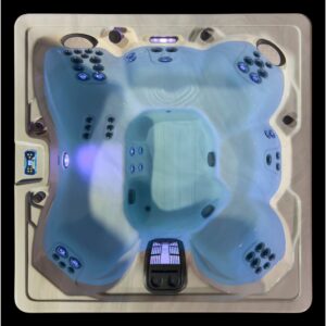 Celtic Clover 250 Hot Tub - Image 1