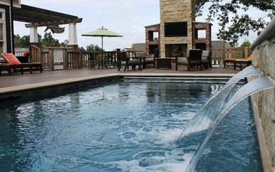 Gunite pool in Brentwood TN backyard